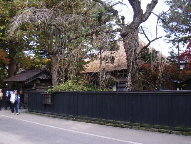 �΍��ƏZ��i�H�c���p�ق̕��Ɖ��~�j