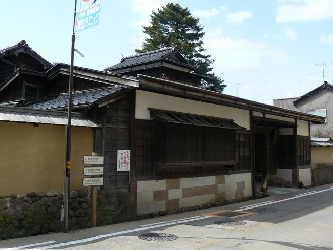 ���ƏZ��i�ΐ쌧����s�̕��Ɖ��~�j