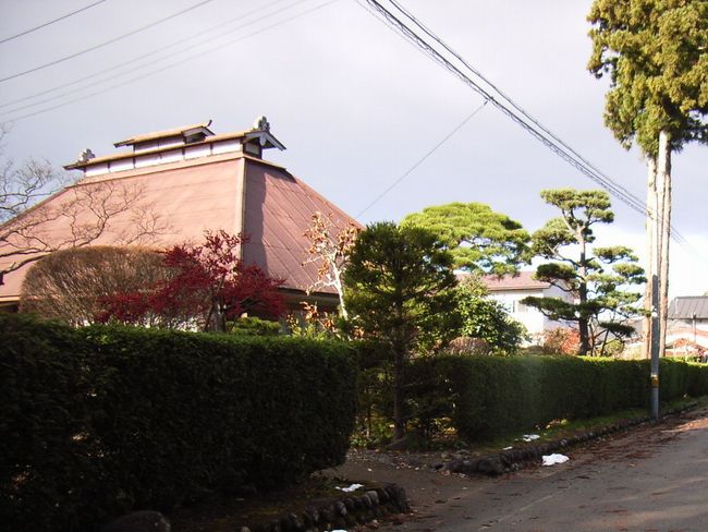 �����ƏZ��i��茧���P�蒬�̕��Ɖ��~�j