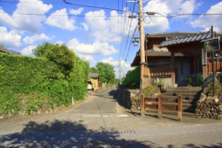 �o���[���Ɖ��~�̒�����