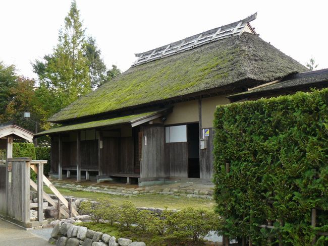 ����ԉƏZ��i�V��������s�̕��Ɖ��~�j