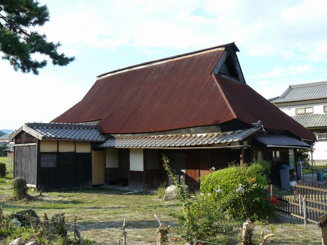 �}��ƏZ��i���ꌧ�����s�̕��Ɖ��~�j