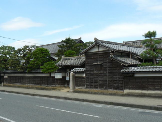 ���򔪉_�����i���������]�s�̕��Ɖ��~�j