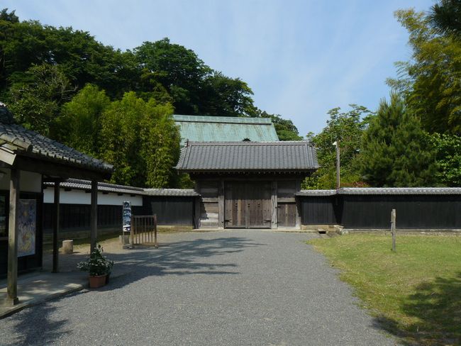 �]��ƏZ��i�É����ɓ��̍��s�̕��Ɖ��~�j