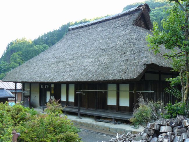 �吼�ƏZ��i�R�����g�����̕��Ɖ��~�j