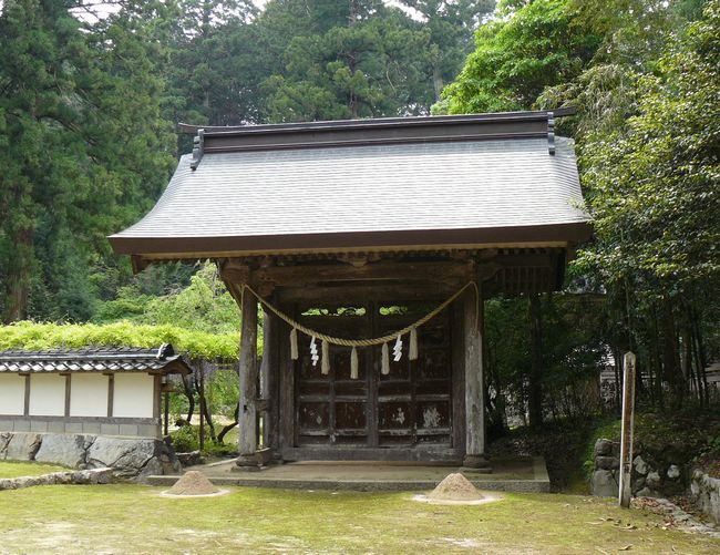 �����_�Ёi���Ɍ������s�R�����j