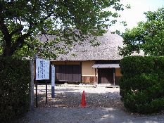 �y�c�ƏZ��