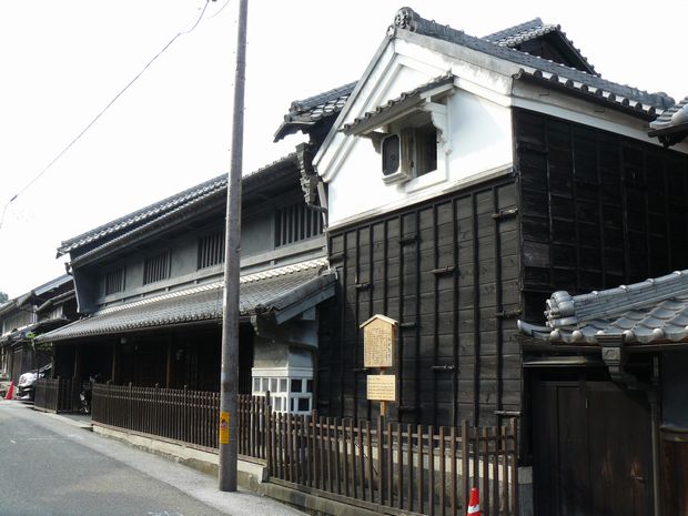 ���É��s�E���ˉƏZ��