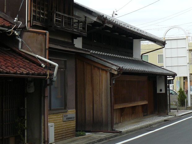 ���B�s�E�ēc�ƏZ��