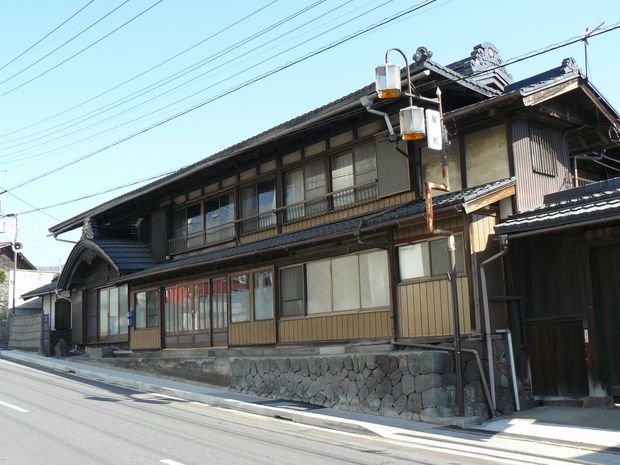 ���V�𒬁E���c�ƏZ��