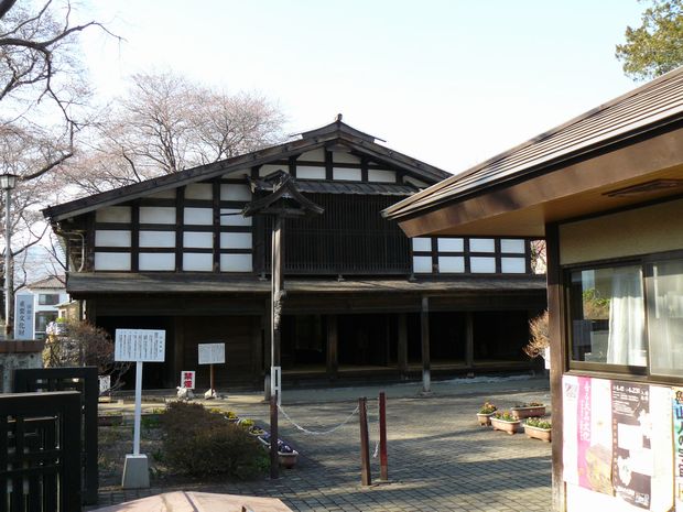 ���c�s�E�������ƏZ��