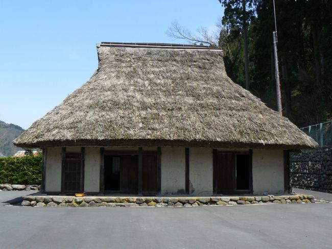 �x���ƏZ��i���䌧�r�c����ׁj