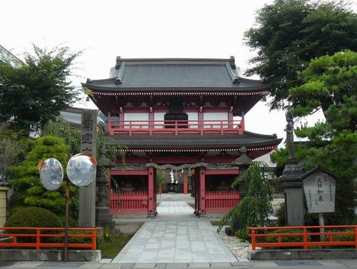 ��~���i�X���E��k���j