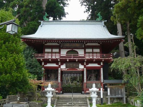 �~�o���i�X���E�[�Y���j